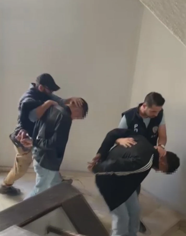 Cinayet Zanlılarını Bağımlı Çıktı