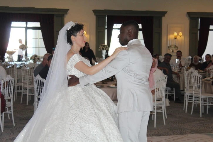 ABD'den Eskişehir'e Yabancı Damat