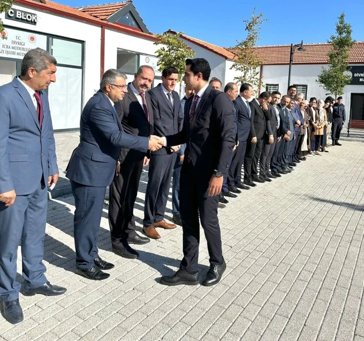 Divriği'de Yeni Kaymakam Görevine Başladı