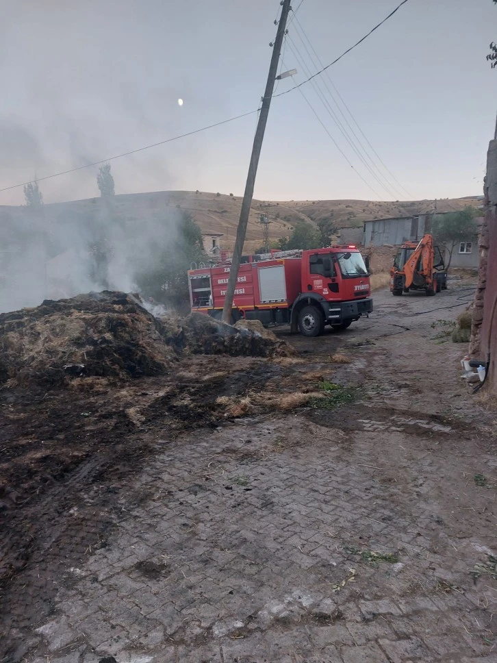 Sivas'ın Her Yerinden Alevler Yükseliyor - Ahır ve Samanlık Kül Oldu