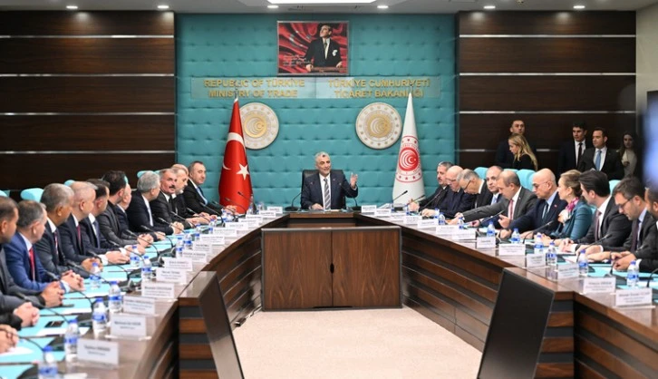 Bakan Bolat'tan Marketlere Çağrı