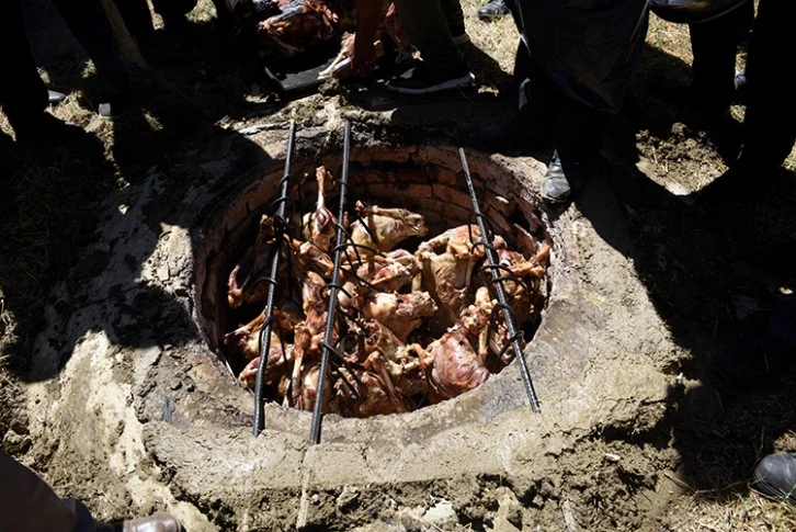 "Kuyu Kebabı" Geleneği Yaşatılıyor