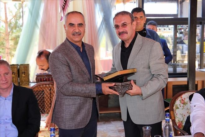 AKSOY´A VEDA ETTİLER