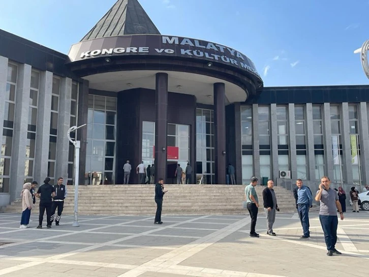Komşu da Deprem, Sivas'ta Hissetti