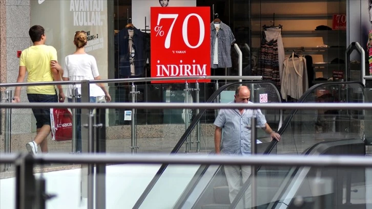 Mağazalar İndirime Gidiyor