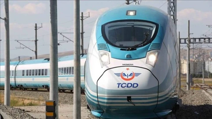 Hızlı Tren Raydan Çıktı, Hat Geçici Süreliğine Kapatıldı