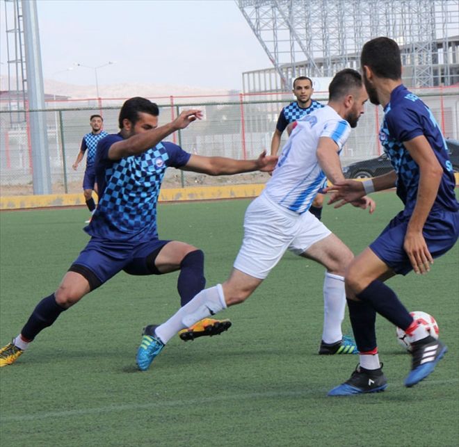 BAL´DA BİR İÇERİ BİR DIŞARI