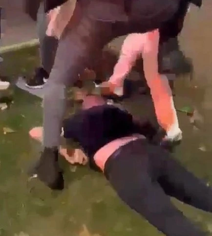 Sivaslı Benekliyi Döven Şüpheliler Belirlendi