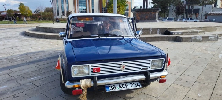 27 Yıl Önce Sattığı Aracına Yeniden Kavuştu