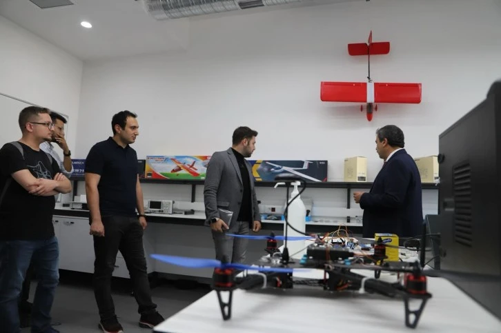 Sivas Bilim ve Teknoloji Üniversitesi İle ROKETSAN İşbirliği Yapacak