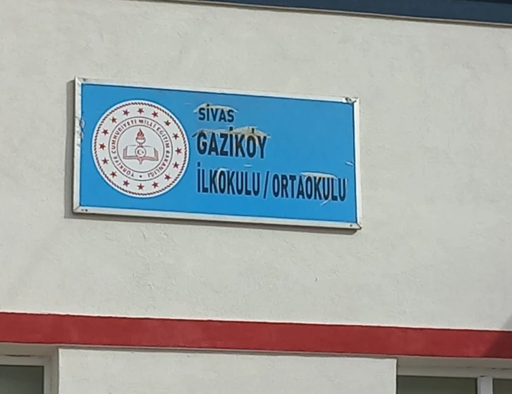 Sivaslı Şehidin İsminin Köy Okuluna Verilmesi Bekleniyor