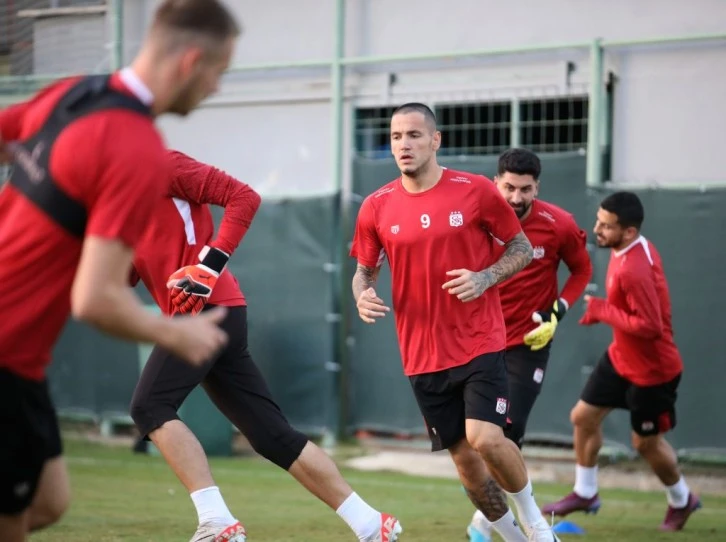Sivasspor'un İlk 11'i Belli Oldu