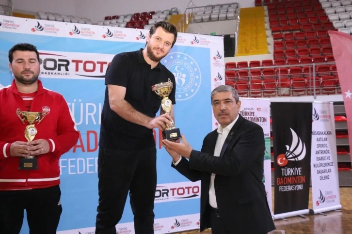 Sivas Badmintona Doydu