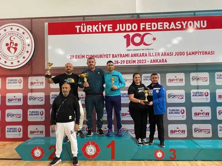 2 Altın, 1 Gümüş Madalya Sivas’ın