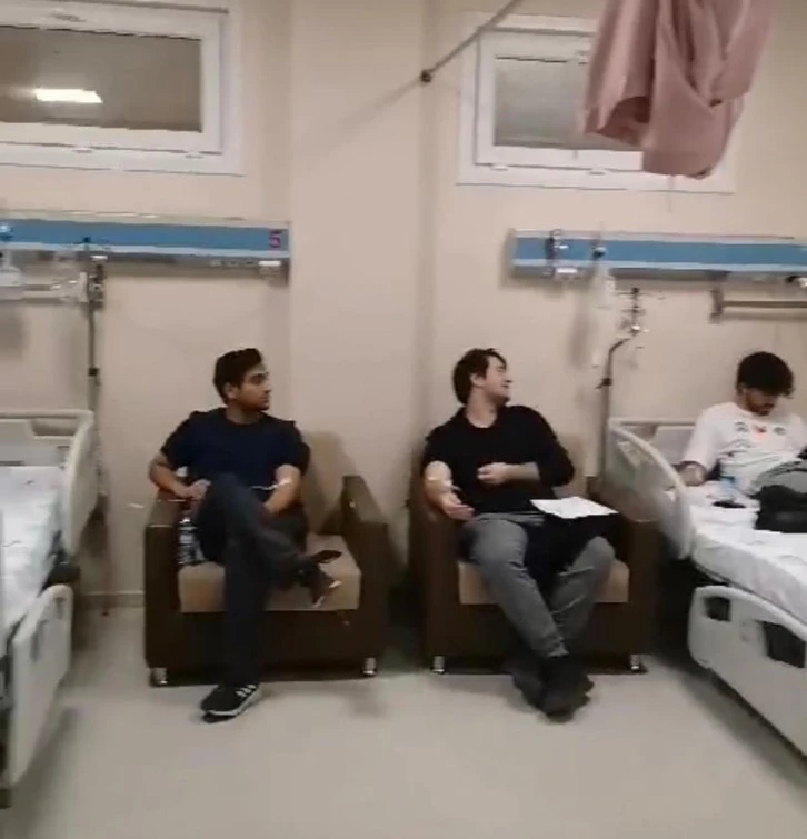 Yemekhaneden Çıkan Yemek Zehirlemiş