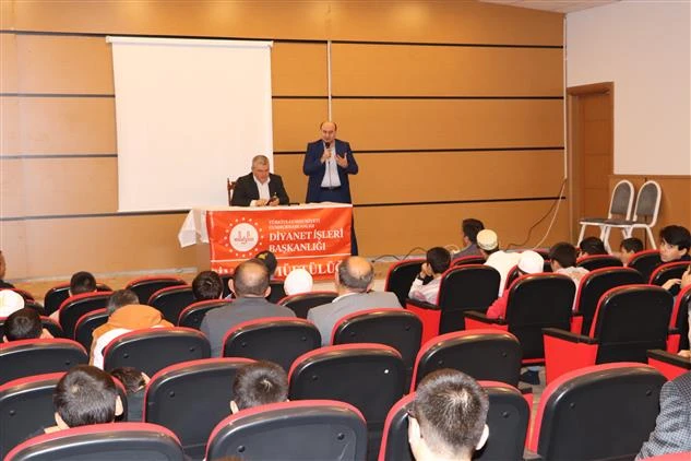 Sosyal Medyaya Dikkat Edilmeli