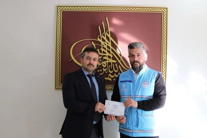 Sivas Merkez Cebecioğlu İlkokulundan Örnek Davranış