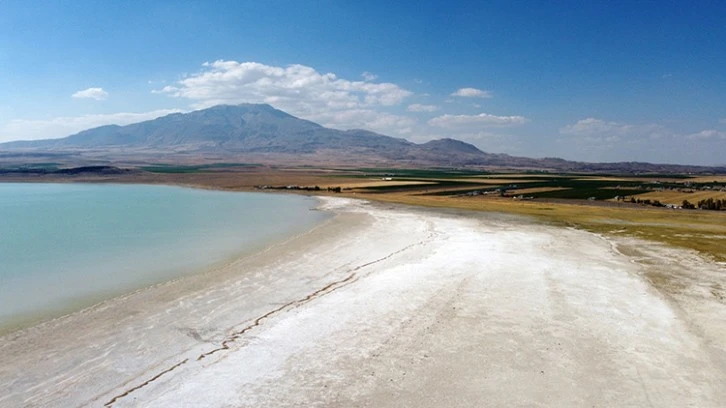 Bilinçsiz Sulama Gölü Kuruttu