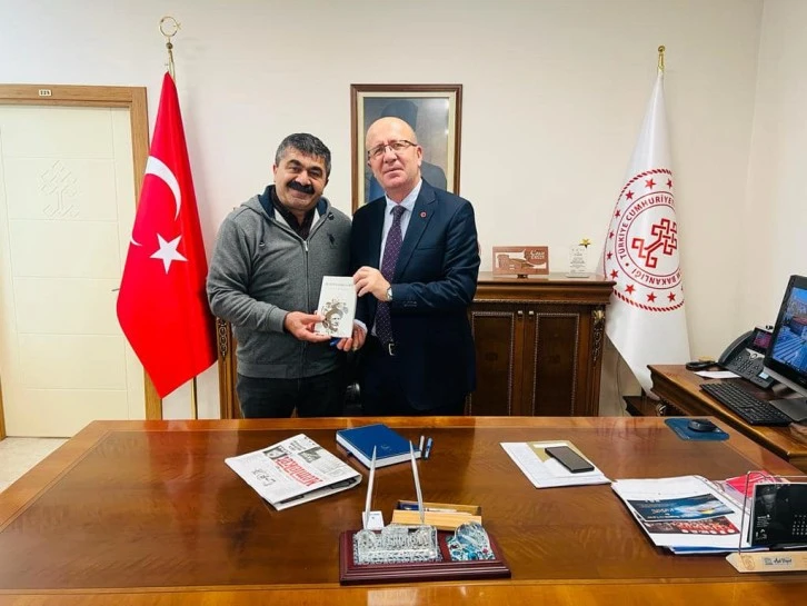 Bağlama Geleneğini Yaşatıyor