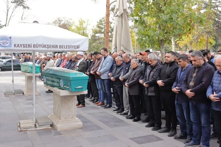 Hayatını Kaybeden Gazeteci Son Yolculuğuna Uğurlandı  