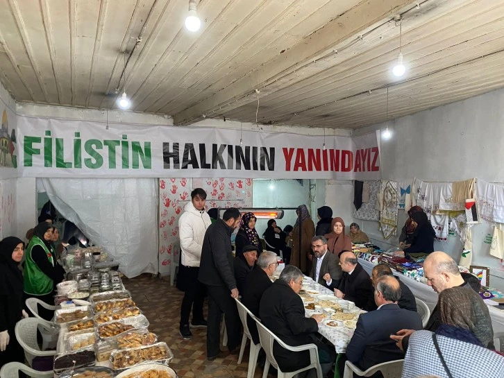 Filistin İçin Hayır Çarşısı