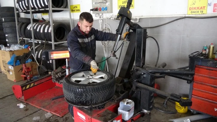 Lastikçilerde Kış Lastiği Yoğunluğu