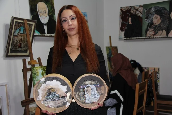 Eleği Tuval Yaptı, Eserleri Mest Etti