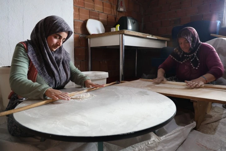 Sivas'ta İmece Usulü Kış Hazırlığı