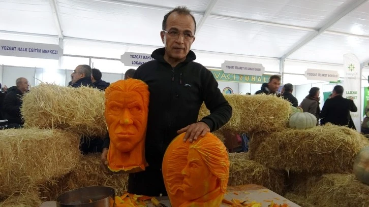 Meyve ve Sebzeler Onun Elinde Sanat Eserine Dönüşüyor  