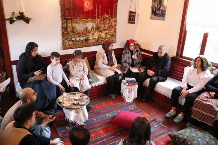 Yazar Ayşe Benek Kaya'dan Masal Söyleşisi