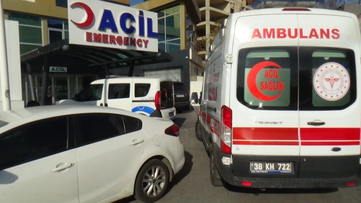 Doktorlar Tartışıp İntihara Kalkıştı