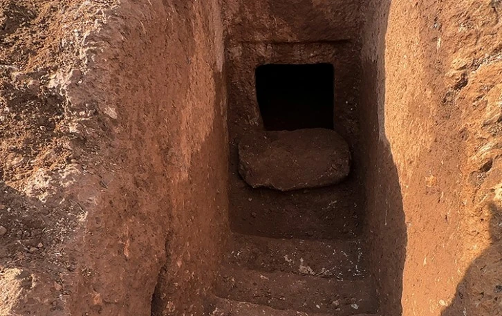 1800 Yıllık Oda Mezar Bulundu
