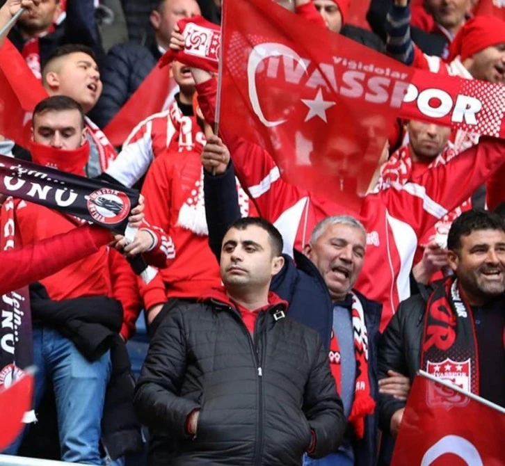 Taraftardan “Sivasspor” Çağrısı
