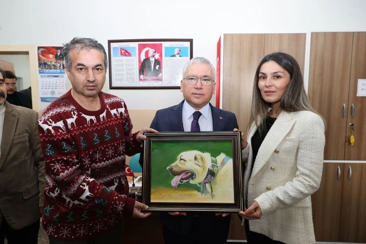 Kurslarla Hayata Bağlanıyorlar