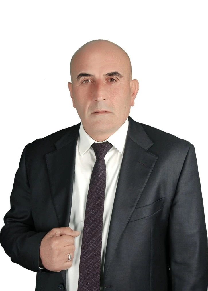 Hayvan Dostu Demir Başkanlık İçin Aday