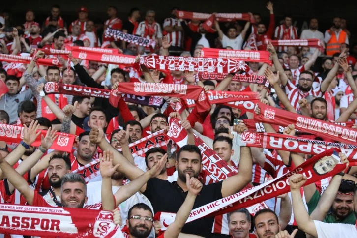 Sivassporlu Taraftarlardan Kınama
