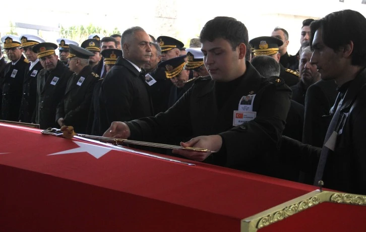 Şehit Teğmene Gözü Yaşlı Veda