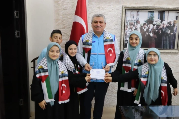 Harçlıklar Filistinli Kardeşlerine