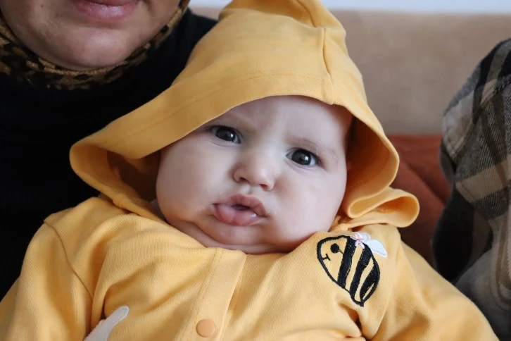 SMA Hastası Aysima Yardım Bekliyor