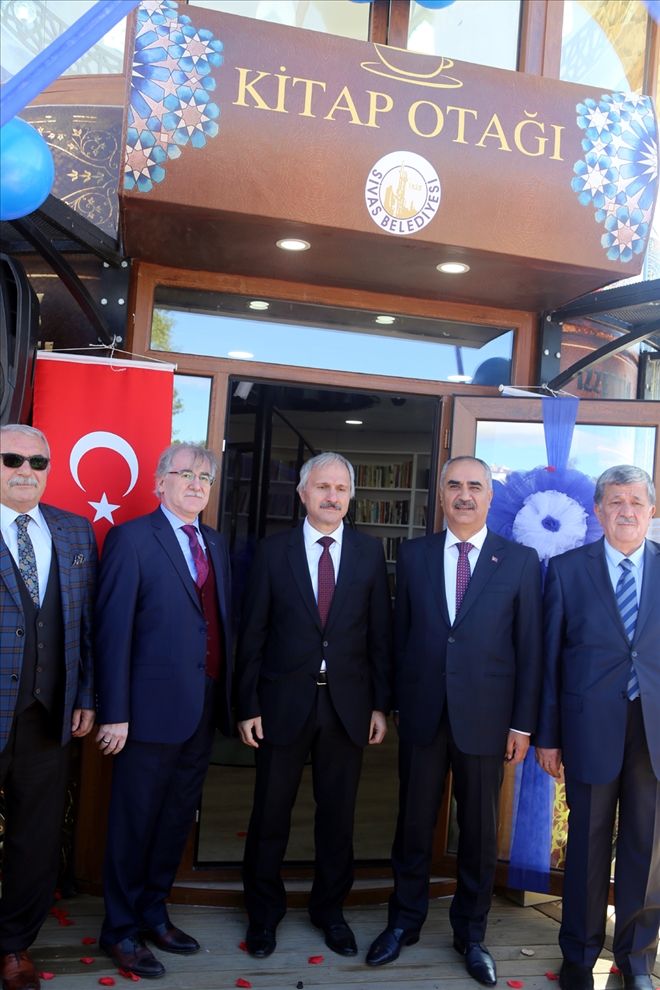 KİTAP CAFE´nin ADI KİTAP OTAĞI OLARAK DEĞİŞTİRİLDİ