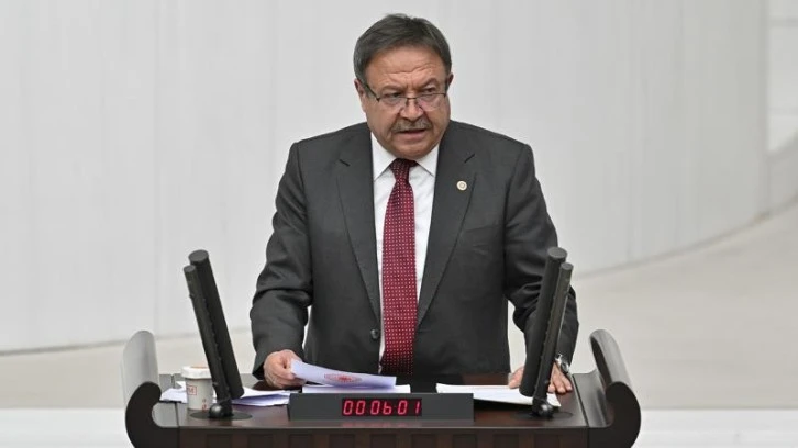İYİ Parti'de İstifalar Sürüyor