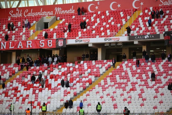Taraftar Stadyuma Gelmiyor