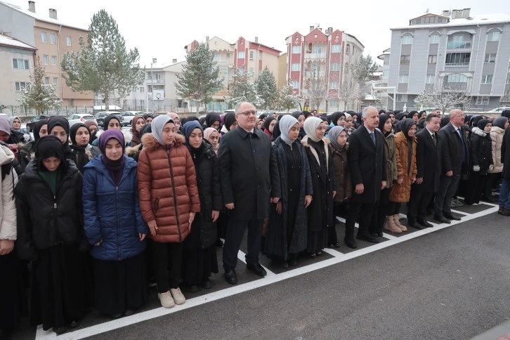 Başkan Bilgin Eğitim Camiasıyla Buluştu