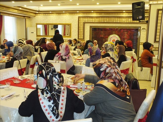 GENÇ İHH´LILAR BİR ARAYA GELDİ