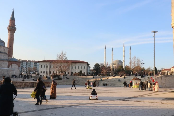 Sivas Ocak Ayında Baharı Yaşıyor
