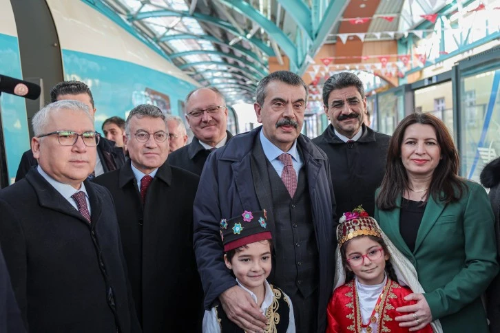 Bakan Tekin Sivas’ta