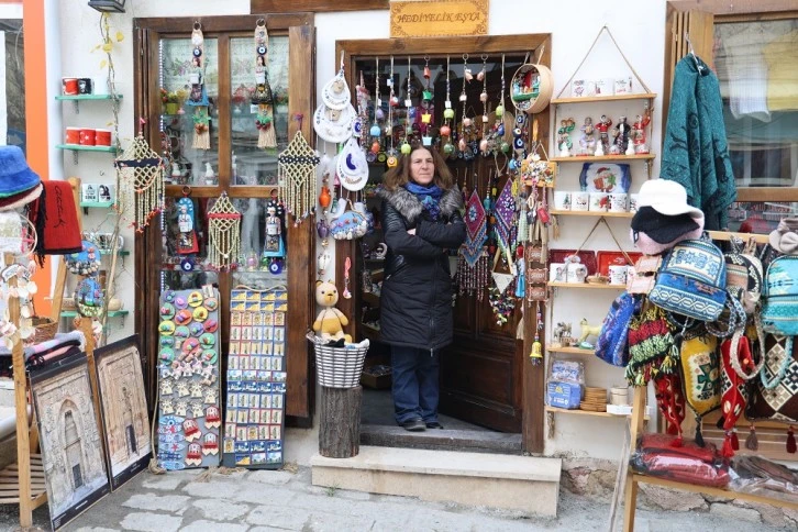 Bu Sokaktaki Tüm Esnaf Kadın 