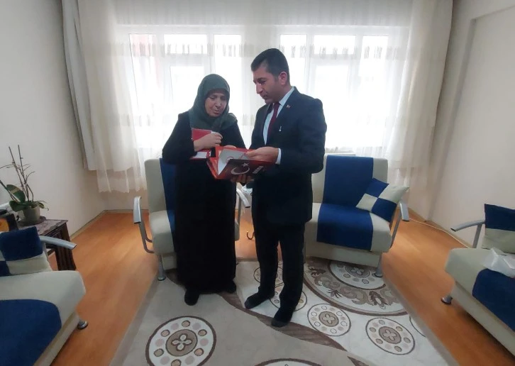 Zara'da Şehitler İçin Albüm Hazırlandı