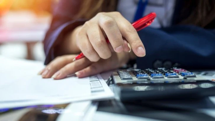 Fenomenler Mercek Altında