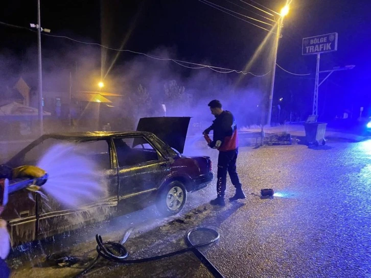 Sivas'ta Aracını Yaktı, Sebebi Pes Dedirtti
